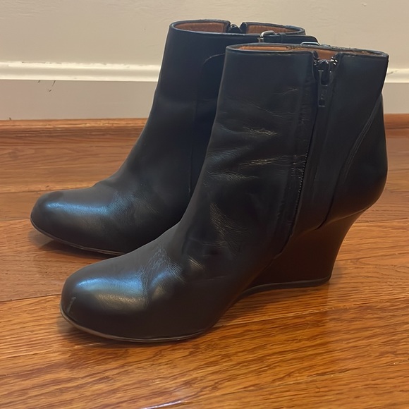 Lanvin size 36 genuine black leather wedge booties - Picture 2 of 2